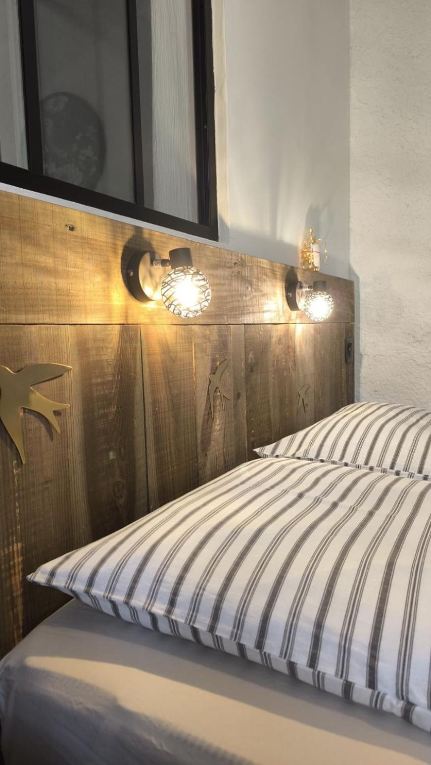 Chambre Telma 2 Pers Avec Piscine "Mon Lit Au Pre" Couples Ou Femmes Seulement Pontours Kültér fotó